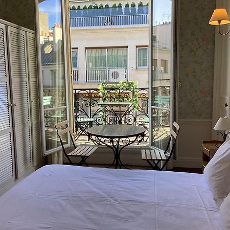 Bed And Breakfast Paris Quartier Champs-Elysees Zewnętrze zdjęcie