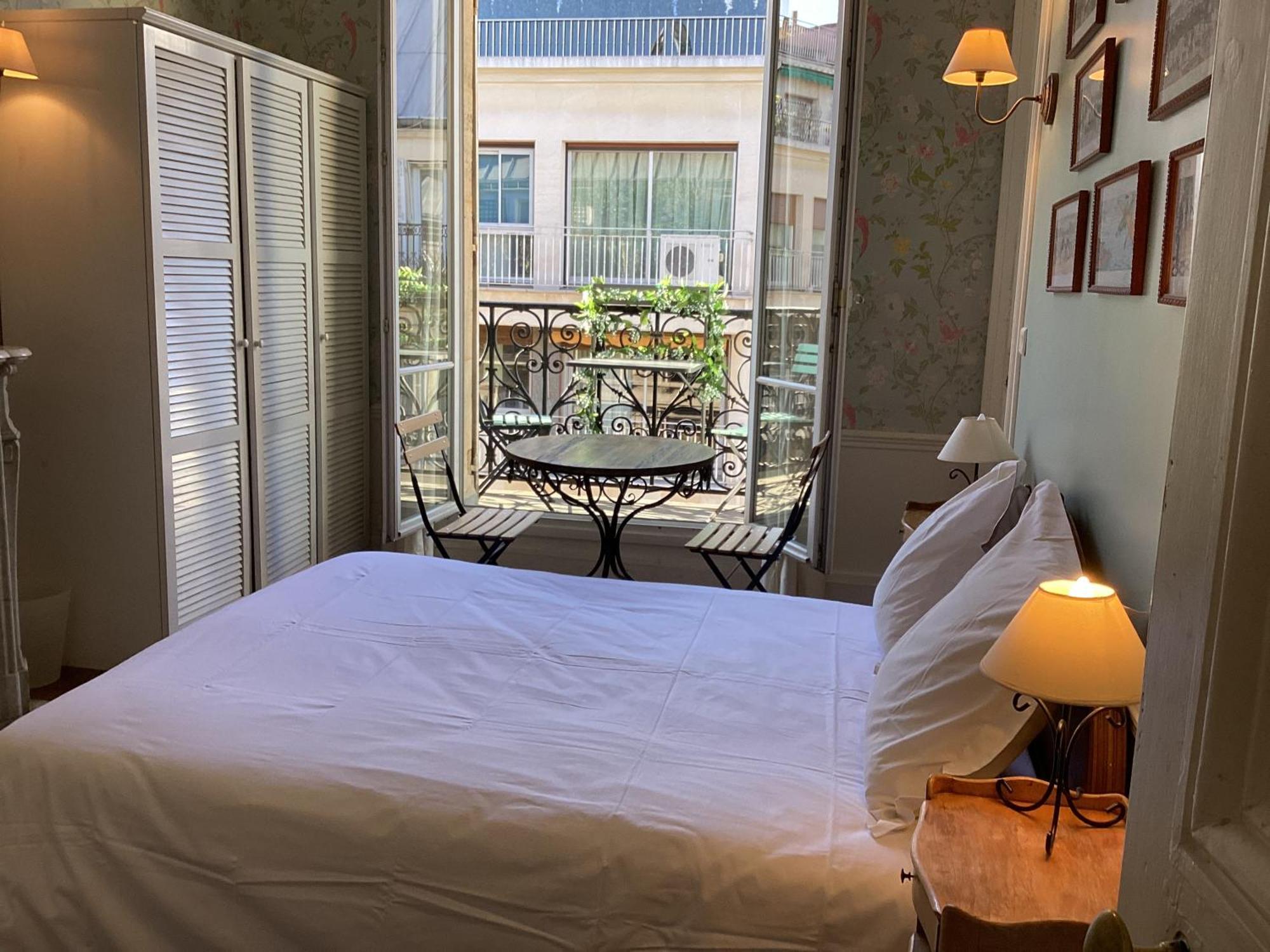 Bed And Breakfast Paris Quartier Champs-Elysees Zewnętrze zdjęcie