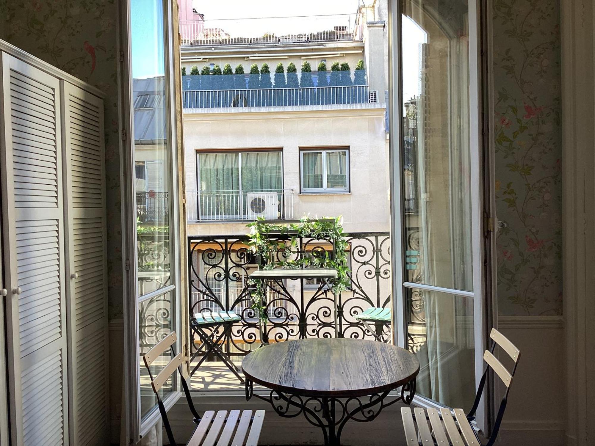 Bed And Breakfast Paris Quartier Champs-Elysees Zewnętrze zdjęcie