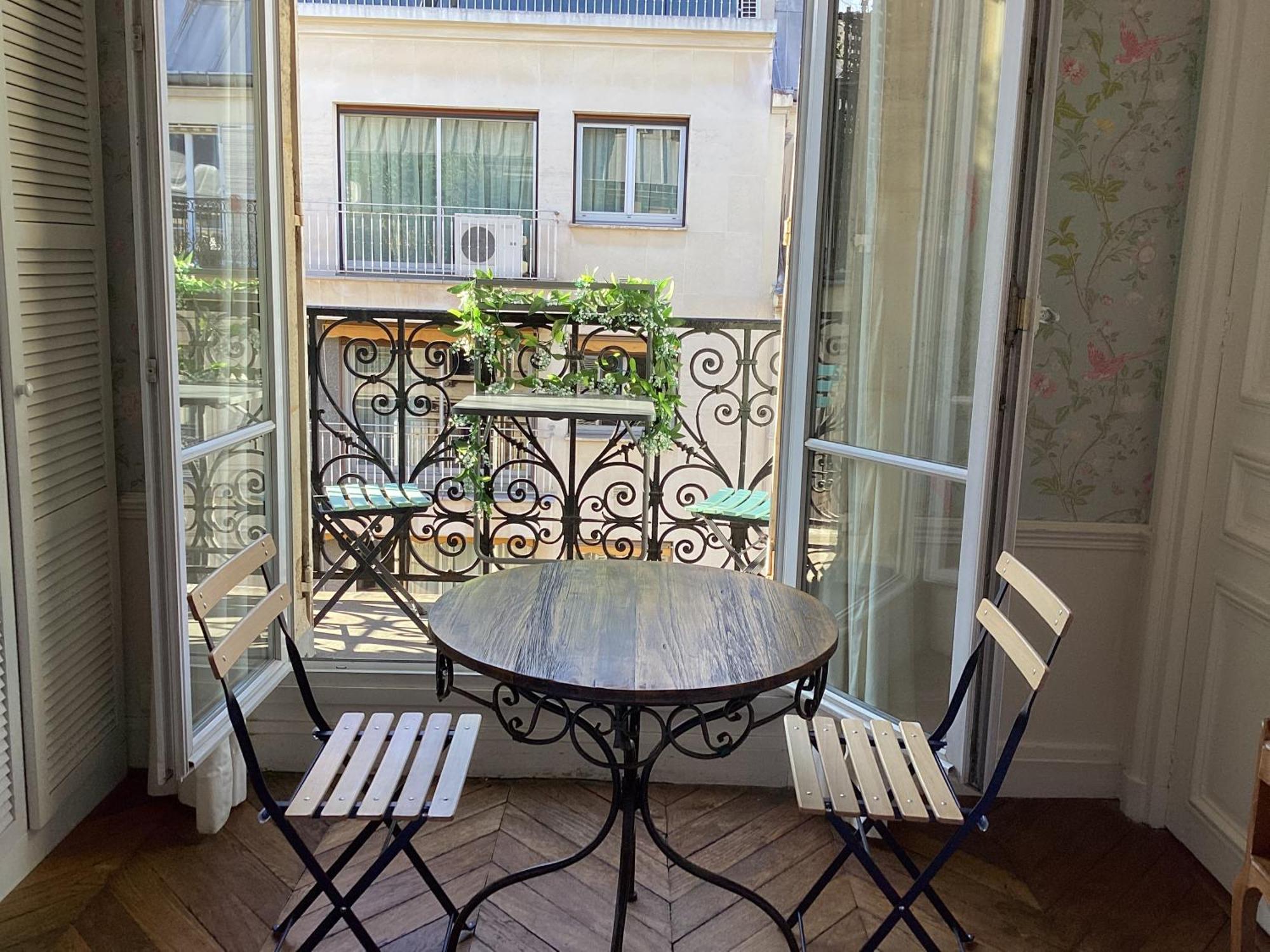 Bed And Breakfast Paris Quartier Champs-Elysees Zewnętrze zdjęcie