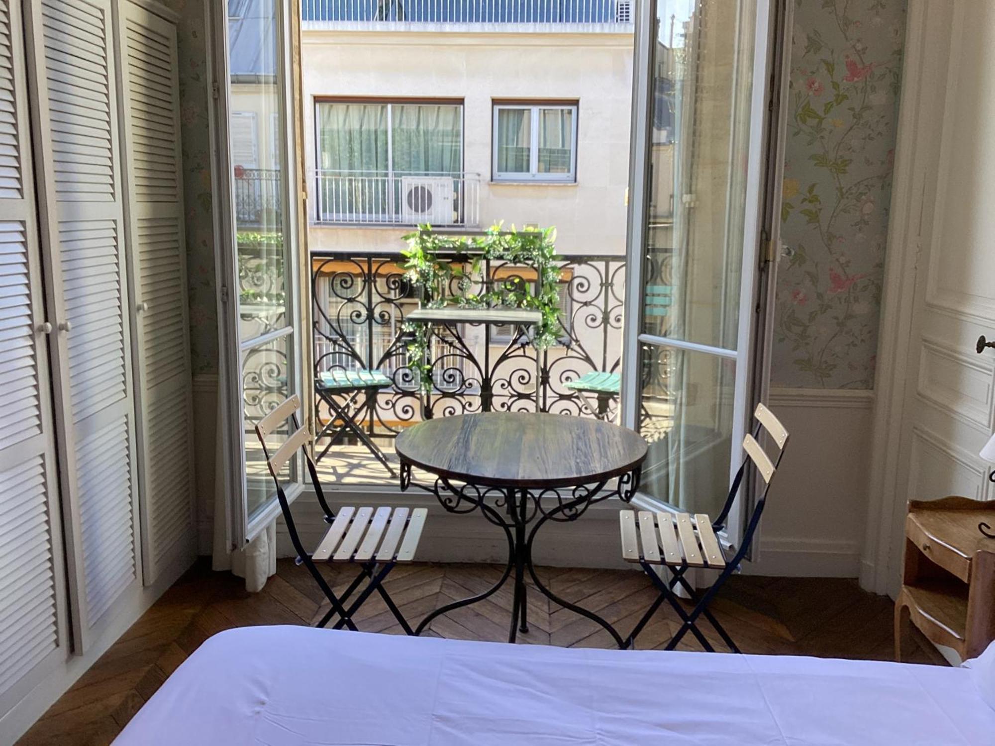 Bed And Breakfast Paris Quartier Champs-Elysees Zewnętrze zdjęcie