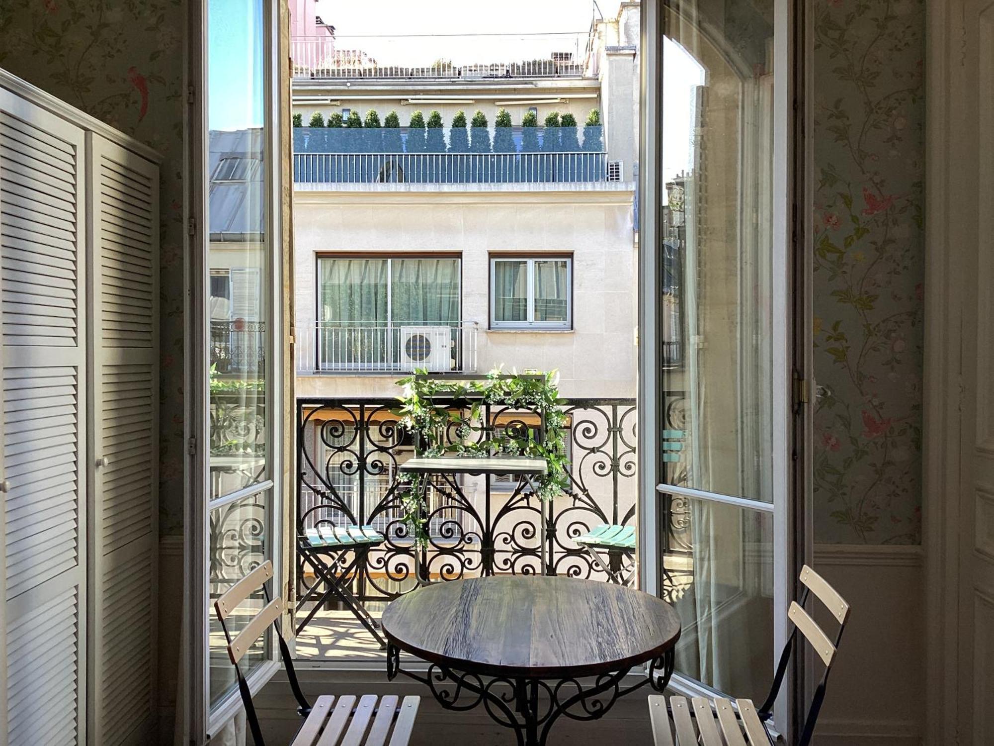 Bed And Breakfast Paris Quartier Champs-Elysees Zewnętrze zdjęcie