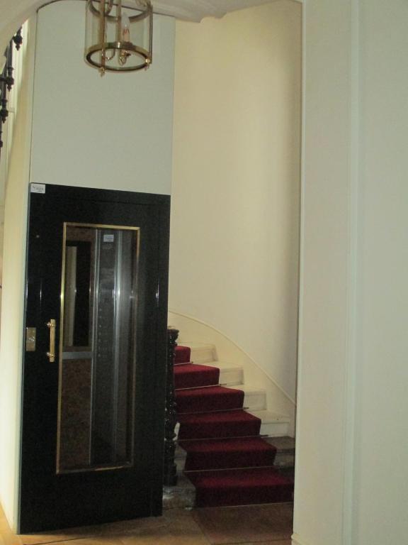 Bed And Breakfast Paris Quartier Champs-Elysees Zewnętrze zdjęcie